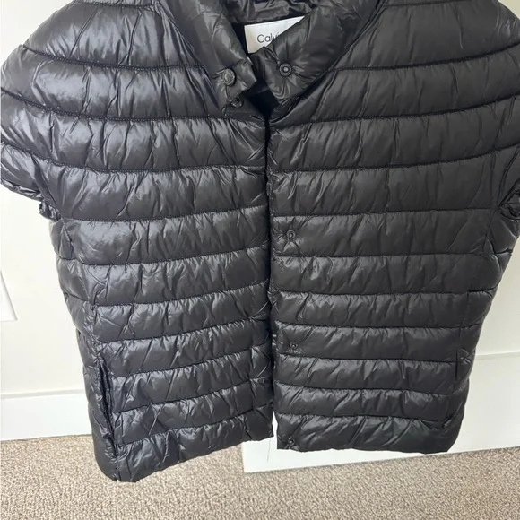 Black Puffer Jacket - Picture 5 of 5